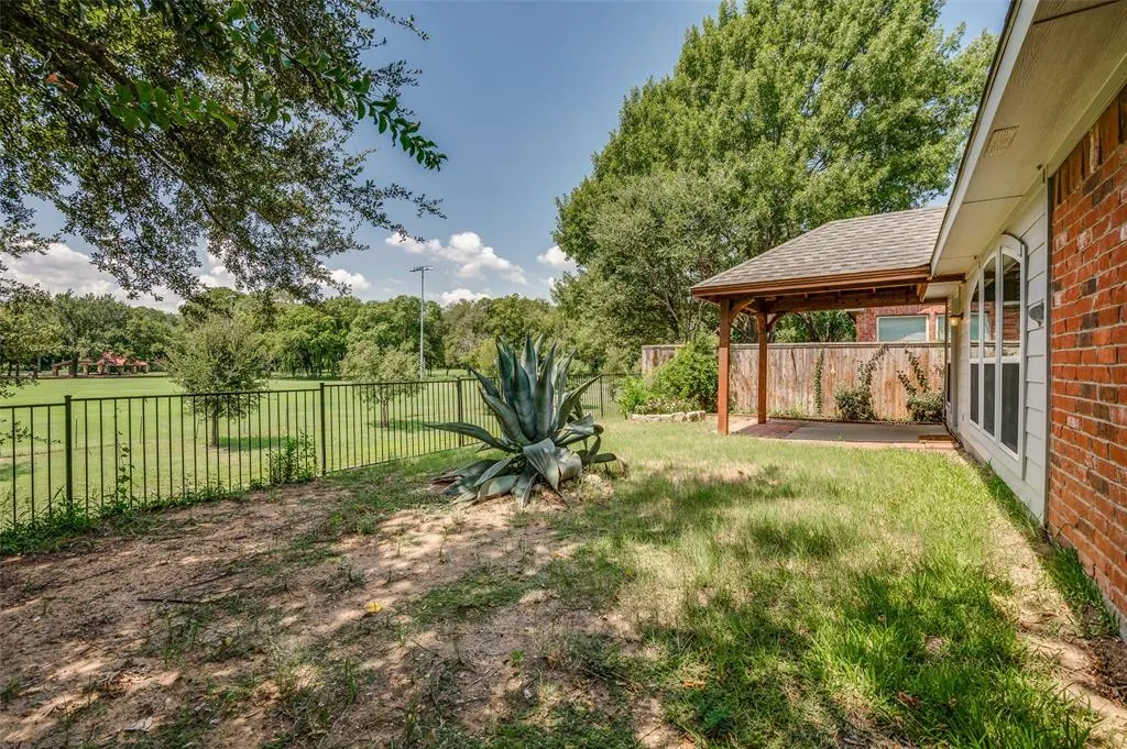 1012 Inland Lane