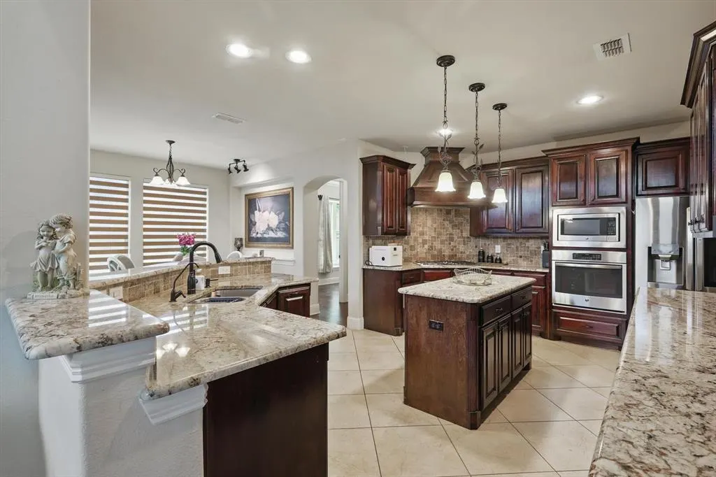 1525 Snowberry Drive