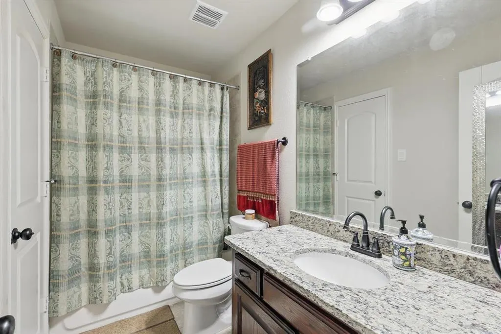 1525 Snowberry Drive