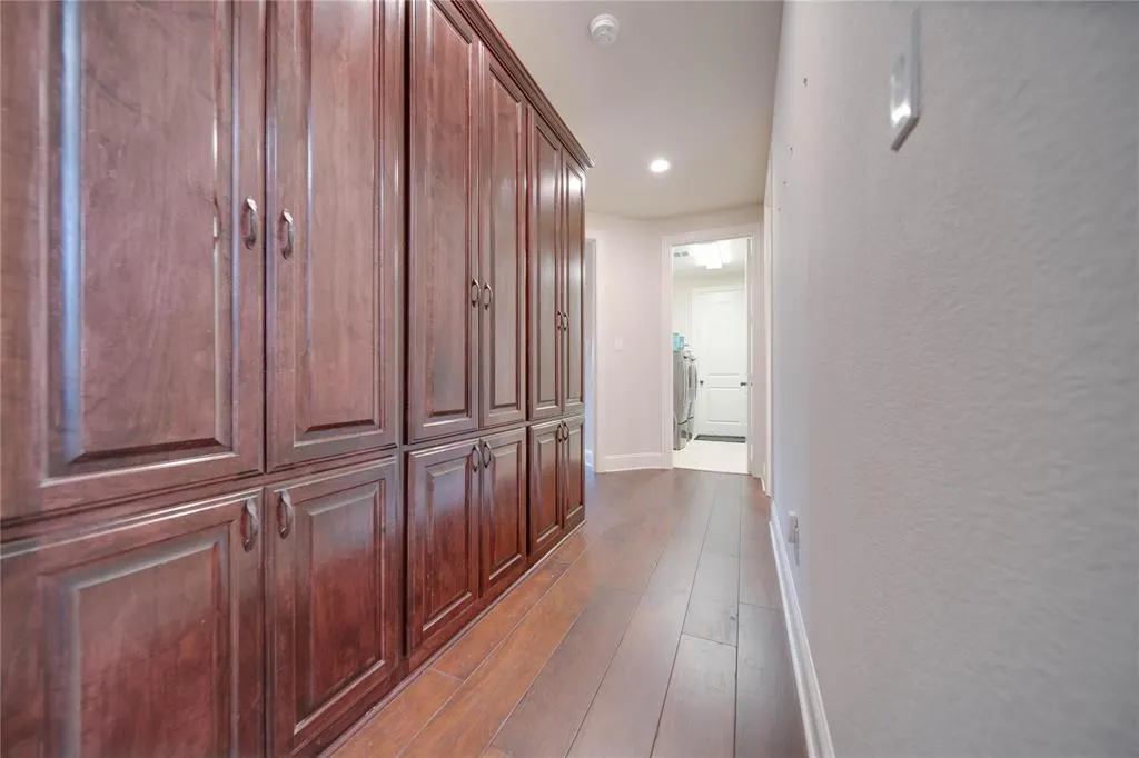 1525 Snowberry Drive