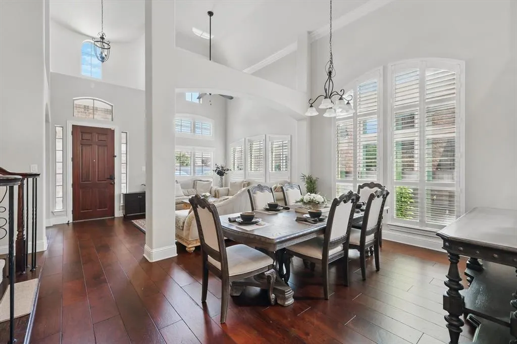 1525 Snowberry Drive