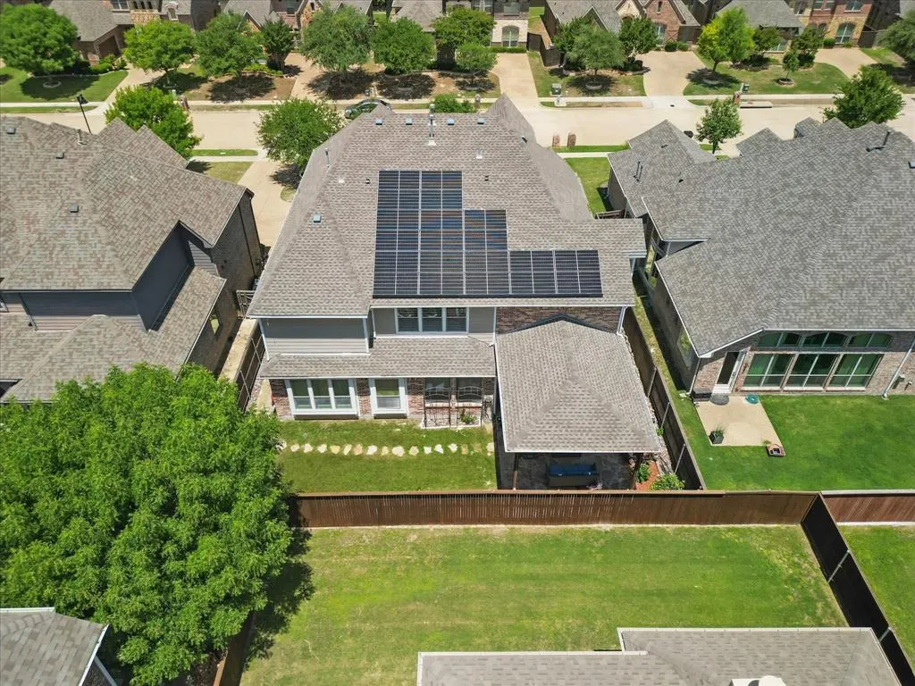 1525 Snowberry Drive