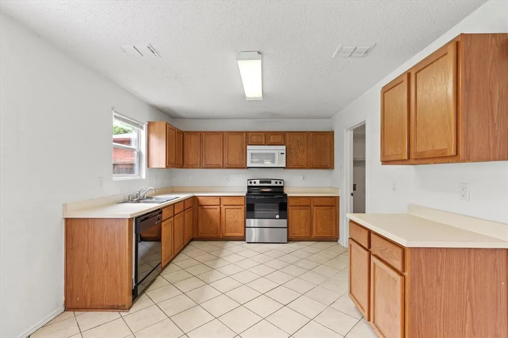 3316 Westview Drive