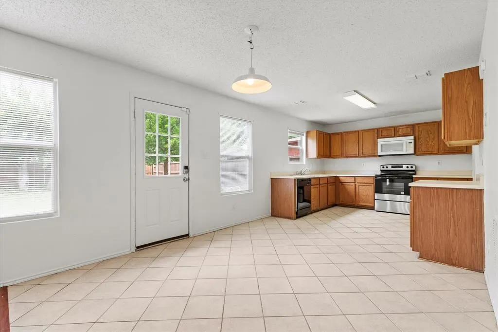 3316 Westview Drive