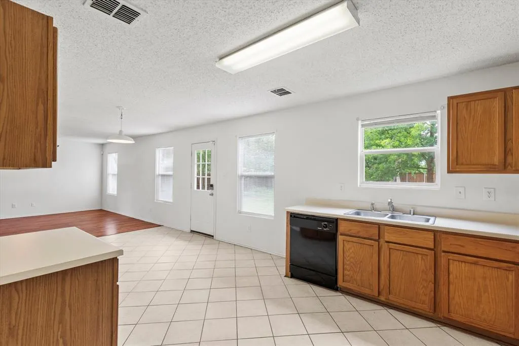 3316 Westview Drive