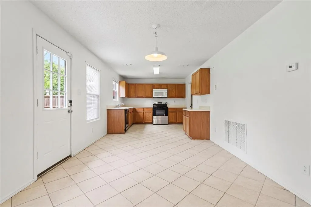 3316 Westview Drive