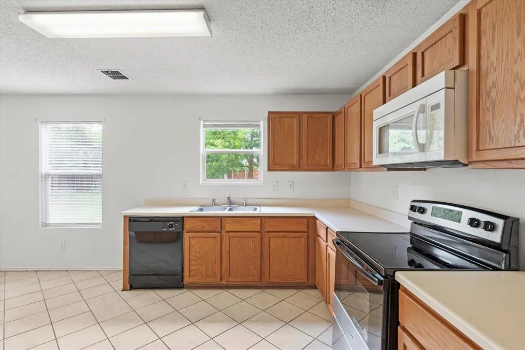 3316 Westview Drive