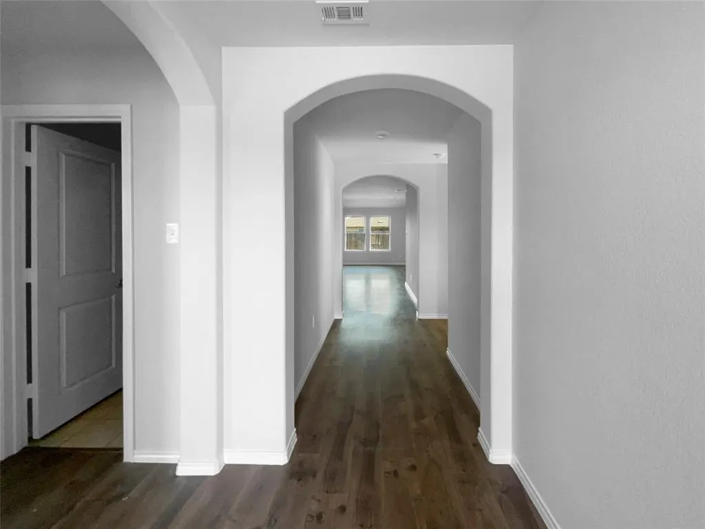 905 English Drive