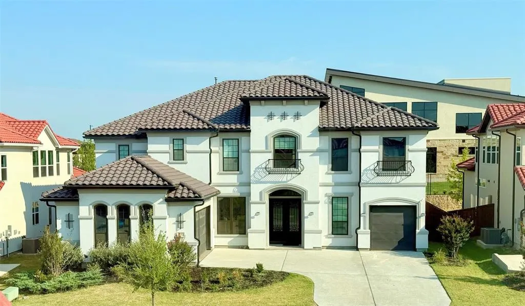 12210 Deer Trail