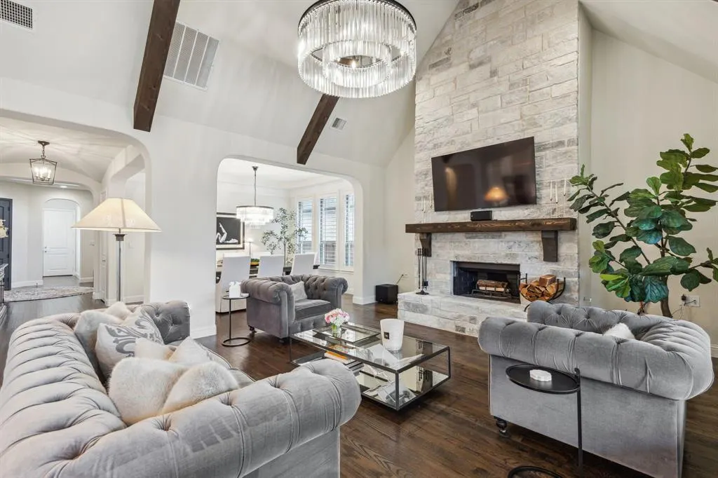 3358 Fuller Drive