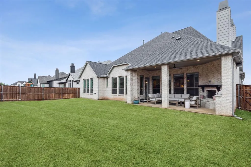 3358 Fuller Drive