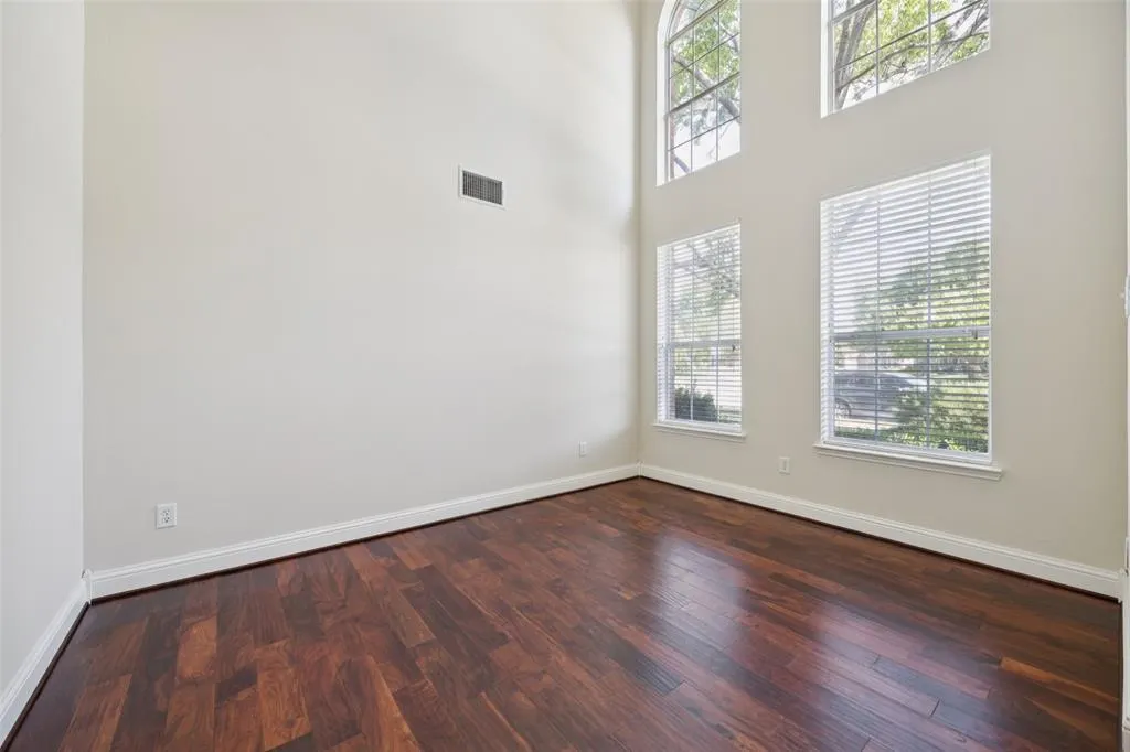 10809 Blue Bay Drive