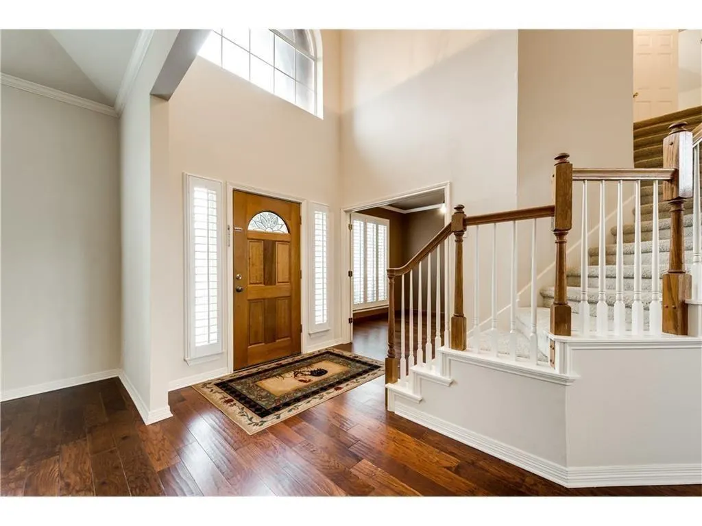 2621 Pine Springs Drive