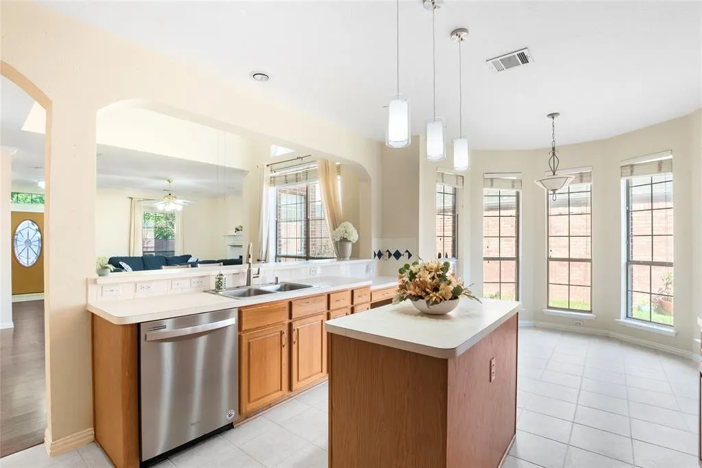 3136 Kettle River Court
