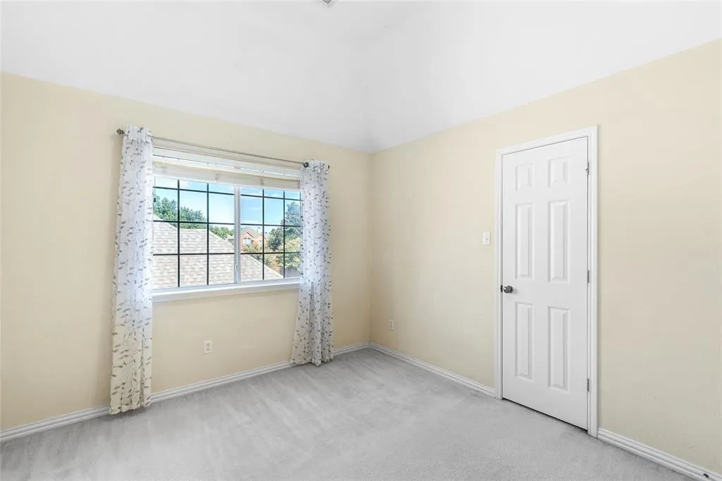3136 Kettle River Court