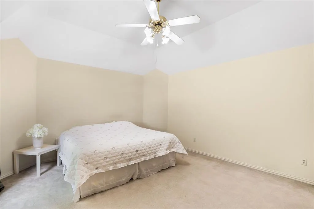 3136 Kettle River Court