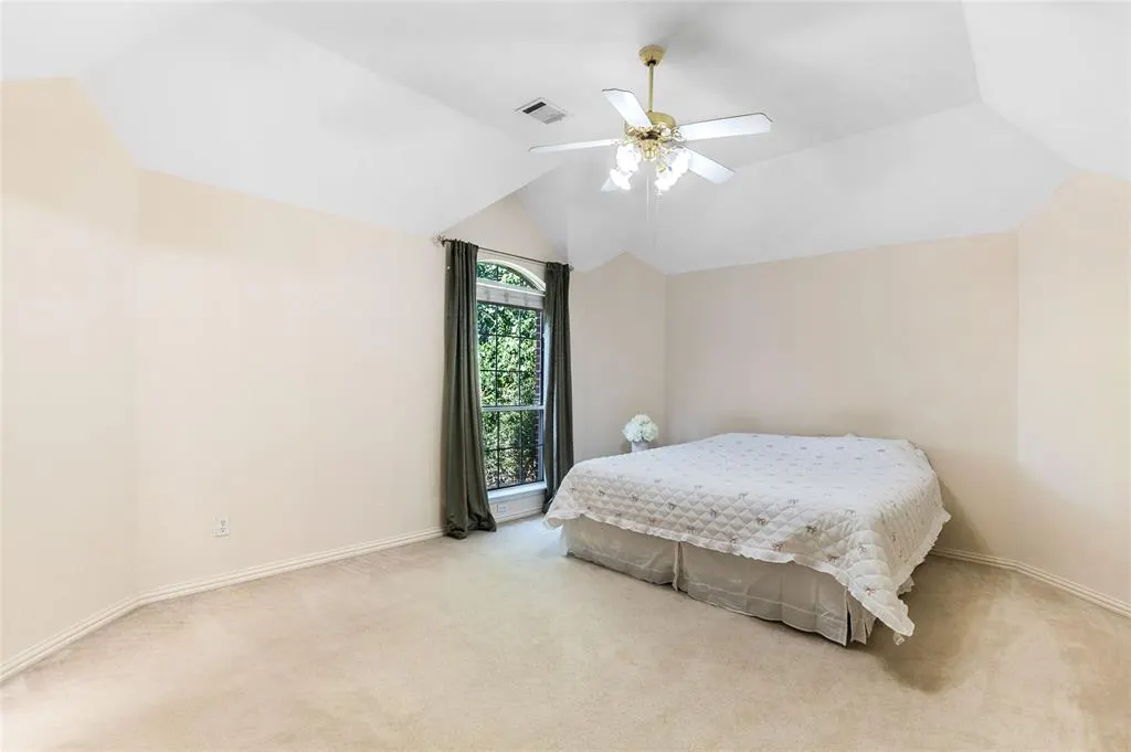 3136 Kettle River Court