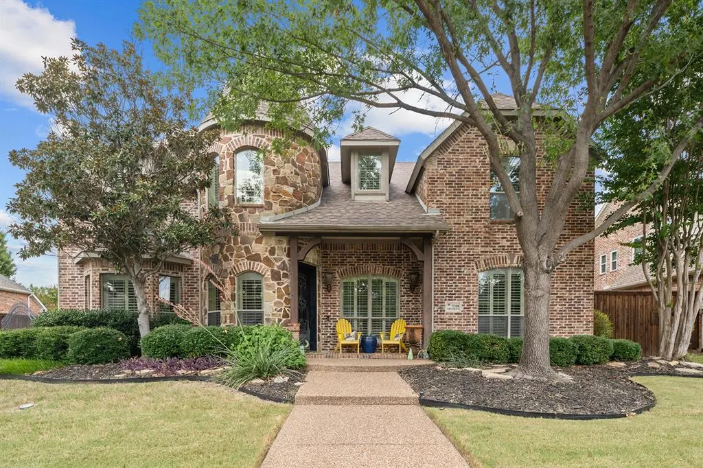 5318 Shoshone Drive