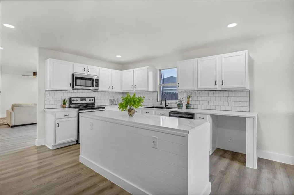 2225 Birch Drive