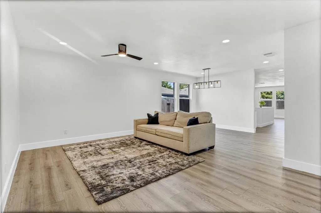 2225 Birch Drive