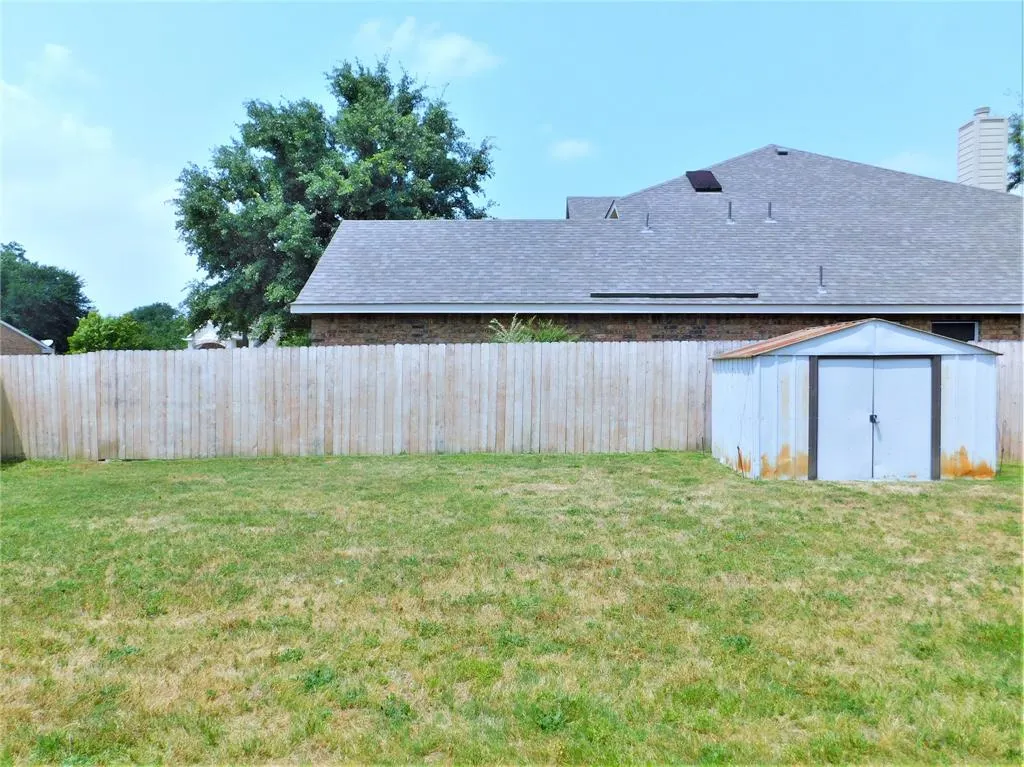 1107 Mockingbird Drive