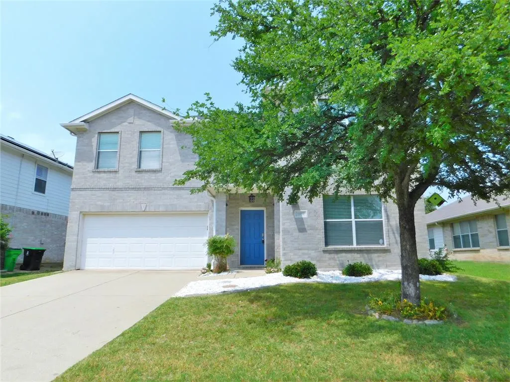 1107 Mockingbird Drive