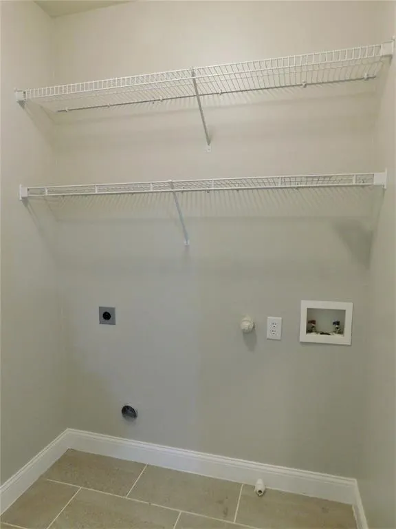 1107 Mockingbird Drive