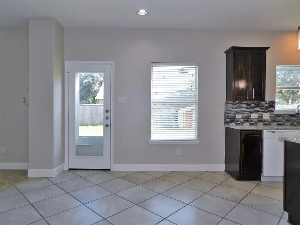 1107 Mockingbird Drive