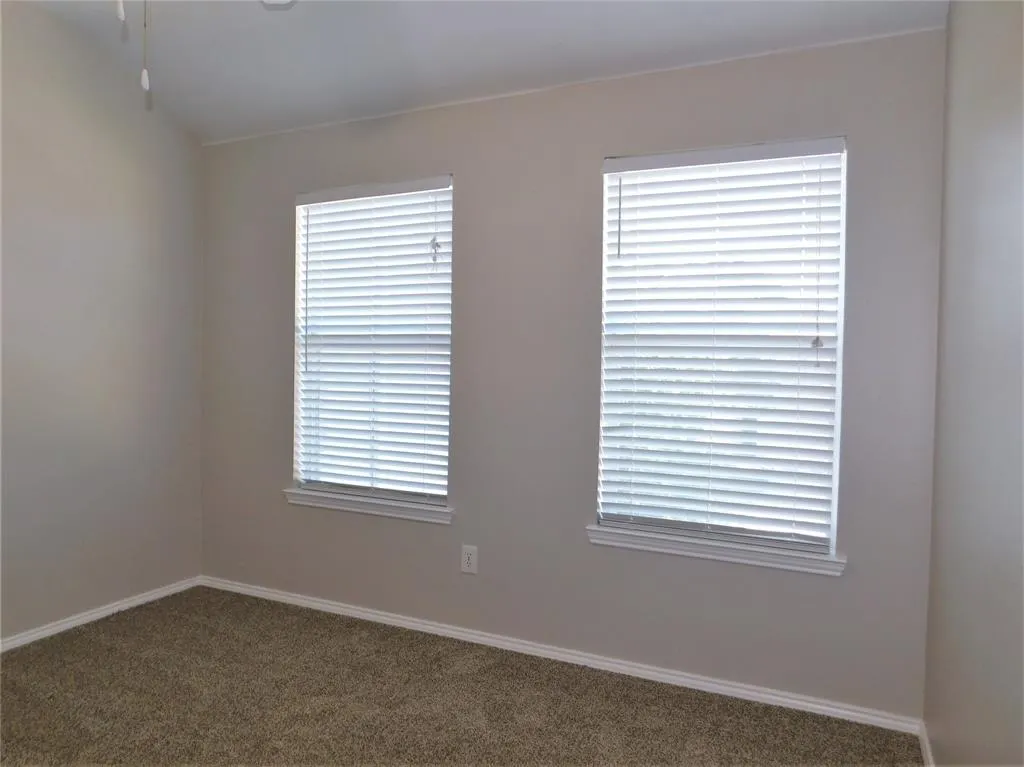 1107 Mockingbird Drive