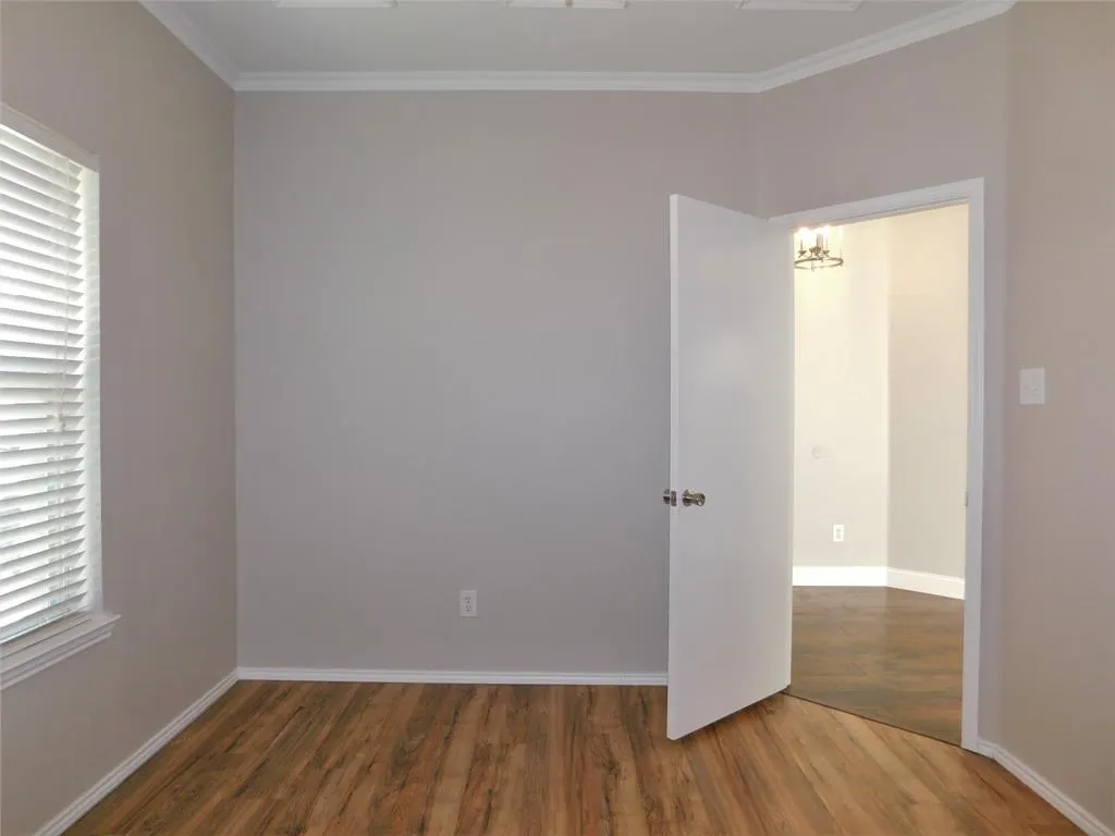 1107 Mockingbird Drive