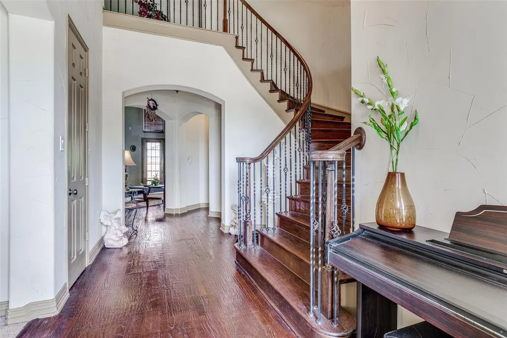 2245 Homestead Lane