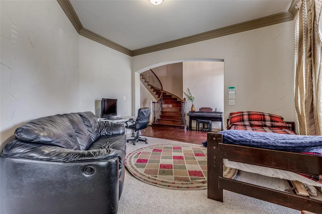 2245 Homestead Lane
