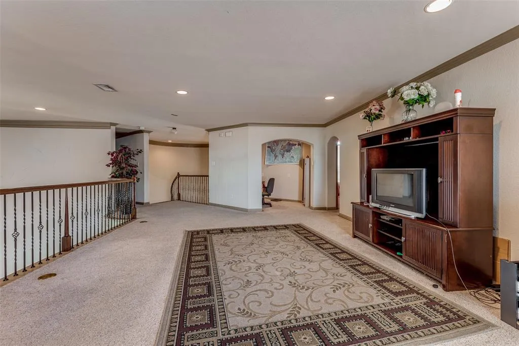 2245 Homestead Lane