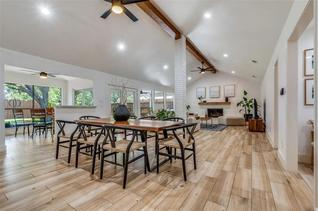 12125 Cross Creek Drive