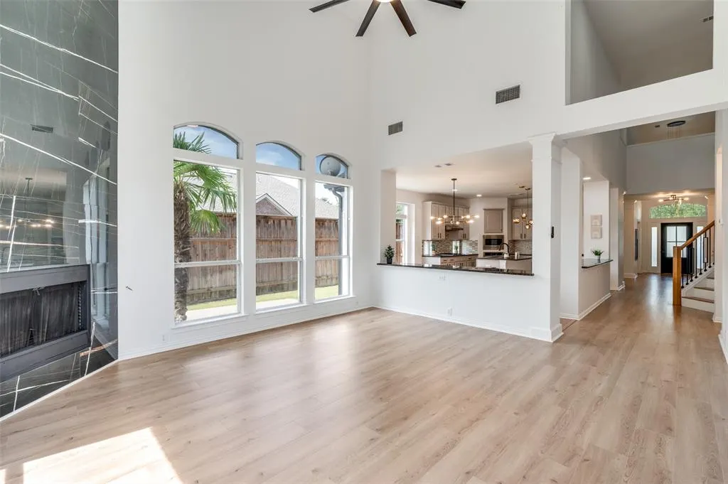 11202 Raveneaux Drive