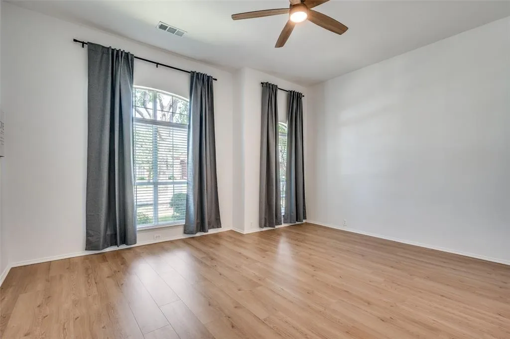 11202 Raveneaux Drive
