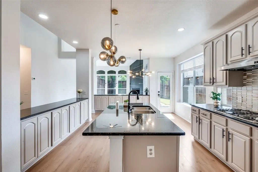 11202 Raveneaux Drive