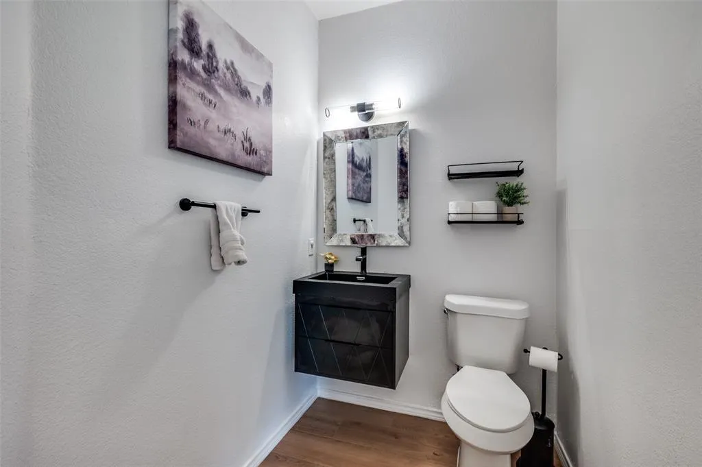 11202 Raveneaux Drive