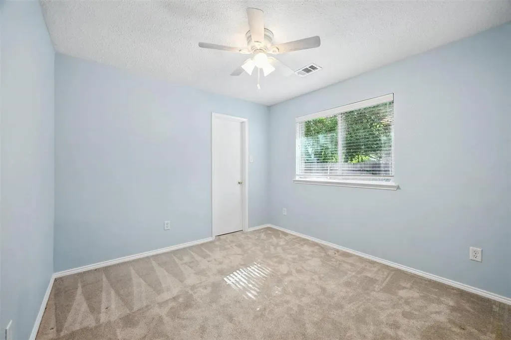 1782 Lago Vista