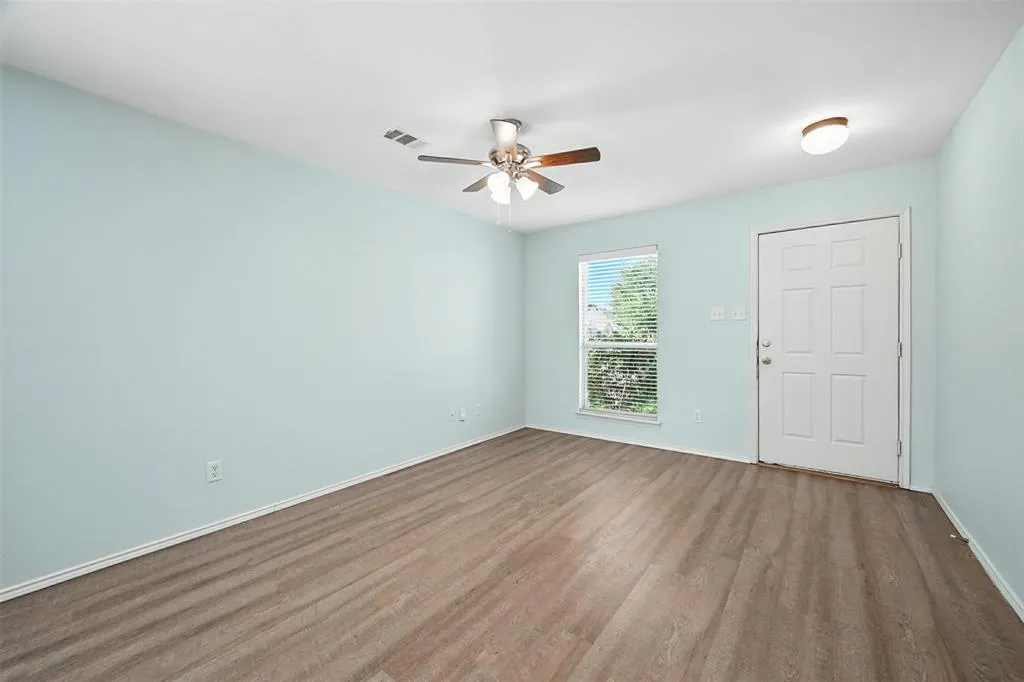 1782 Lago Vista