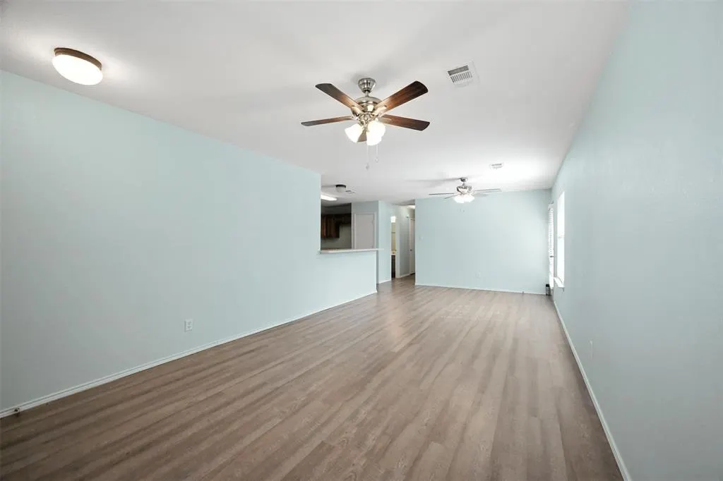 1782 Lago Vista
