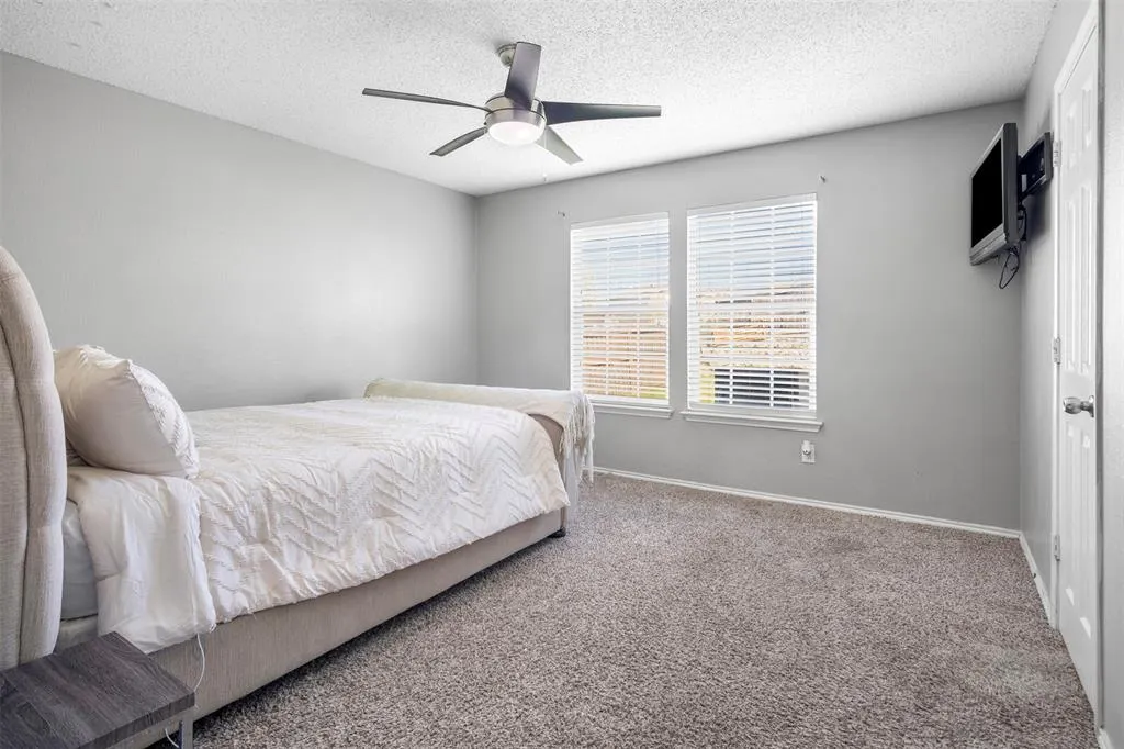 1408 Ridgecrest Drive