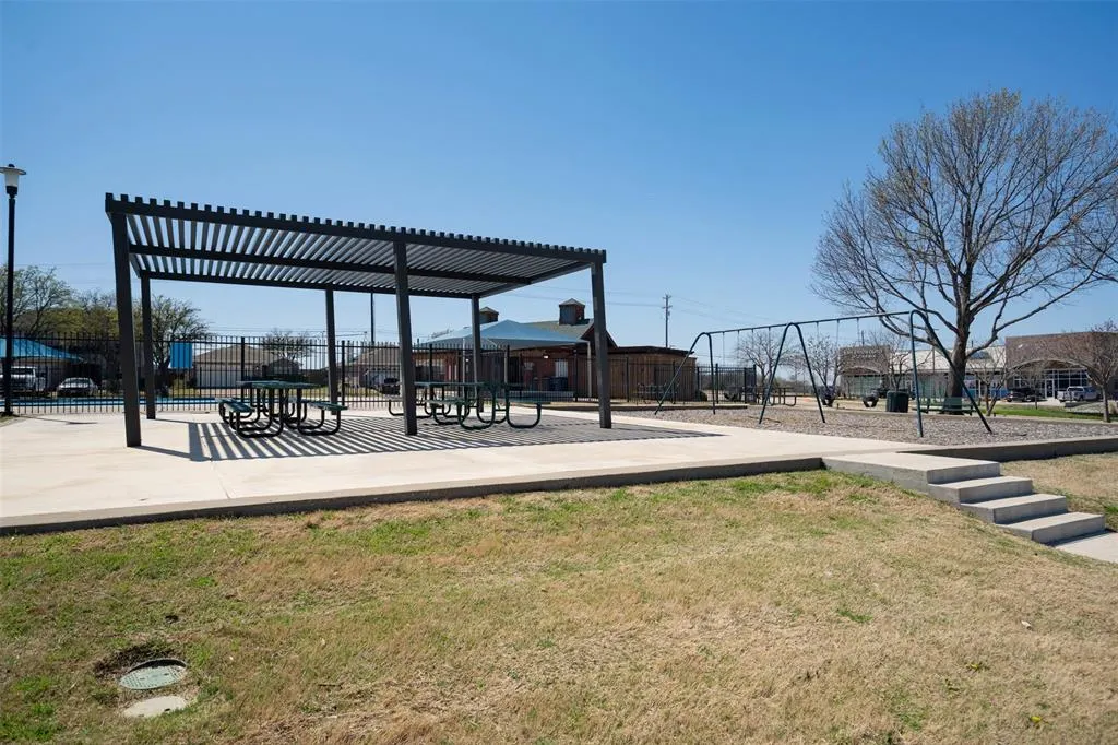 1408 Ridgecrest Drive