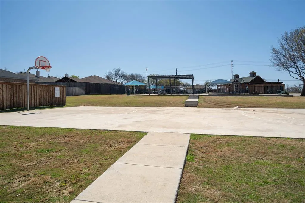 1408 Ridgecrest Drive