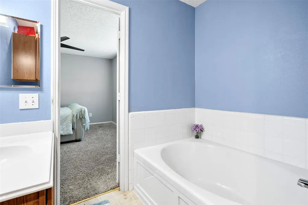 1408 Ridgecrest Drive