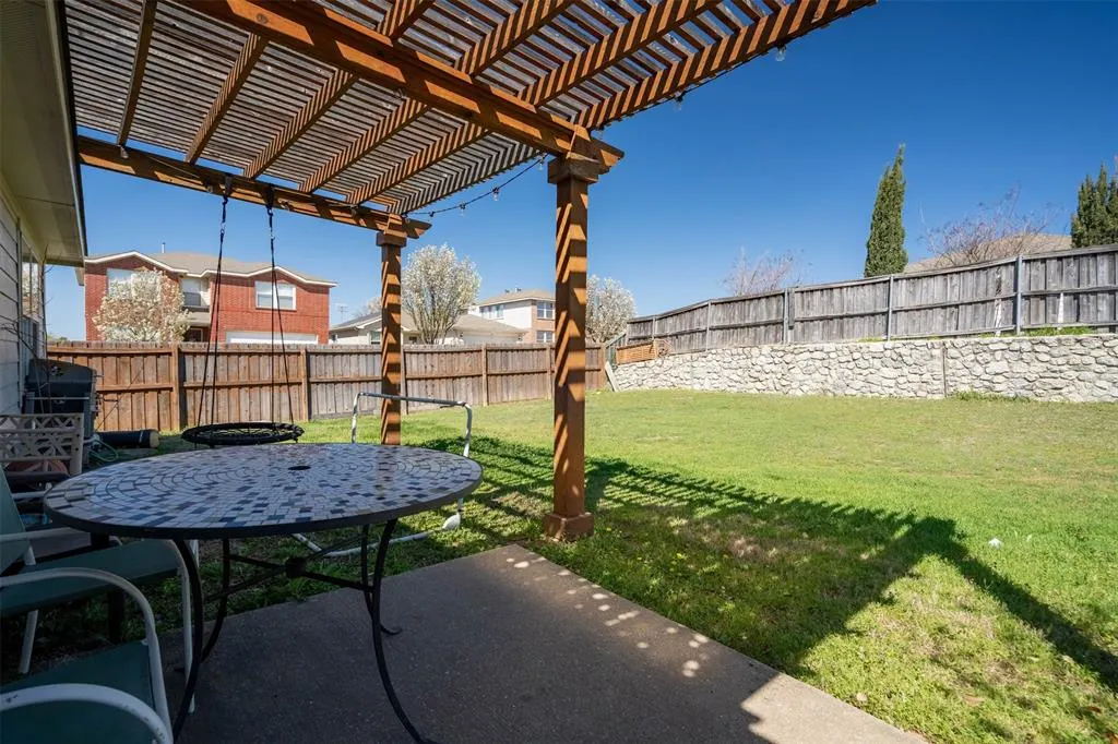 1408 Ridgecrest Drive