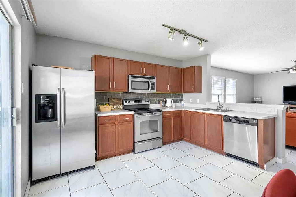 1408 Ridgecrest Drive