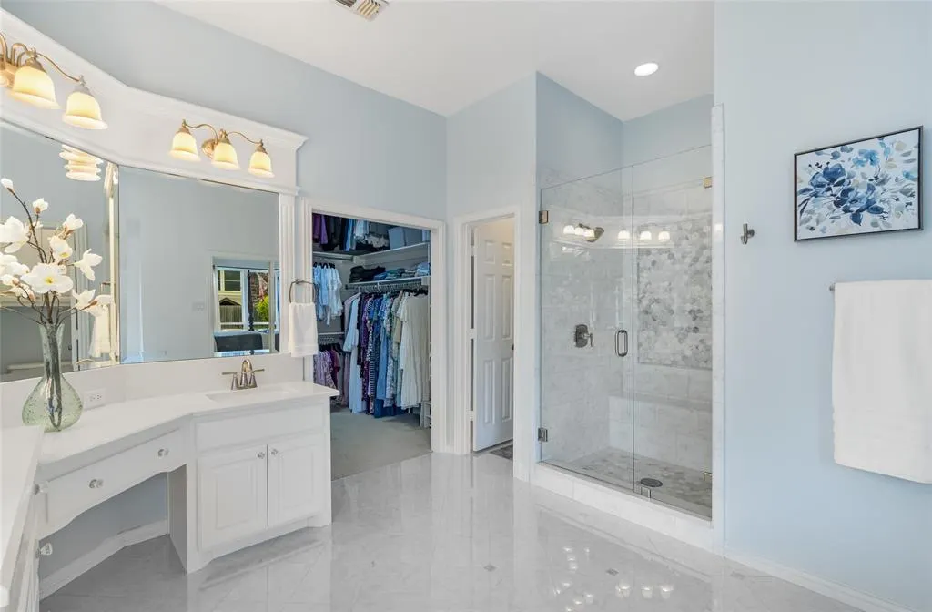 1812 Whitney Lane