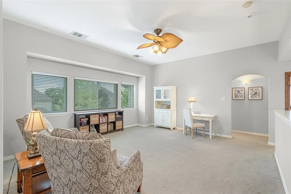 1812 Whitney Lane