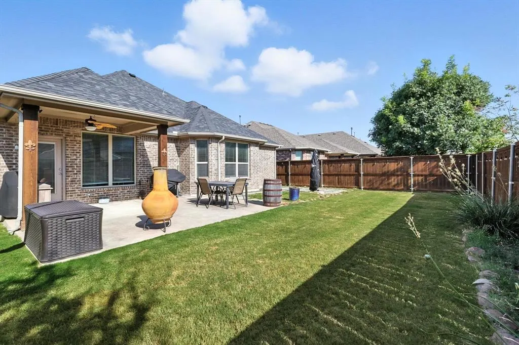 7524 Guadalupe Way